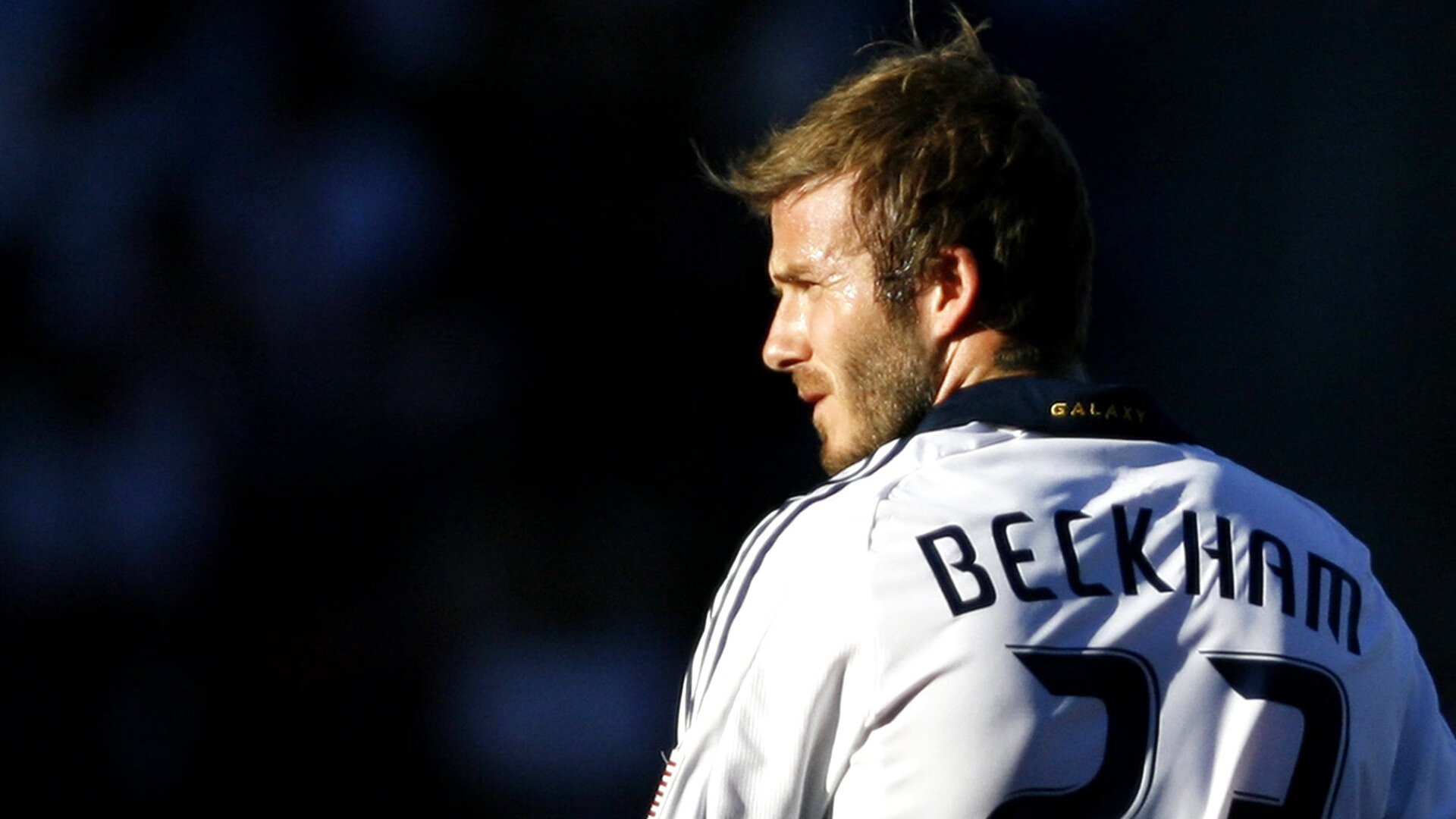 双方均有破门良机,战局胶着