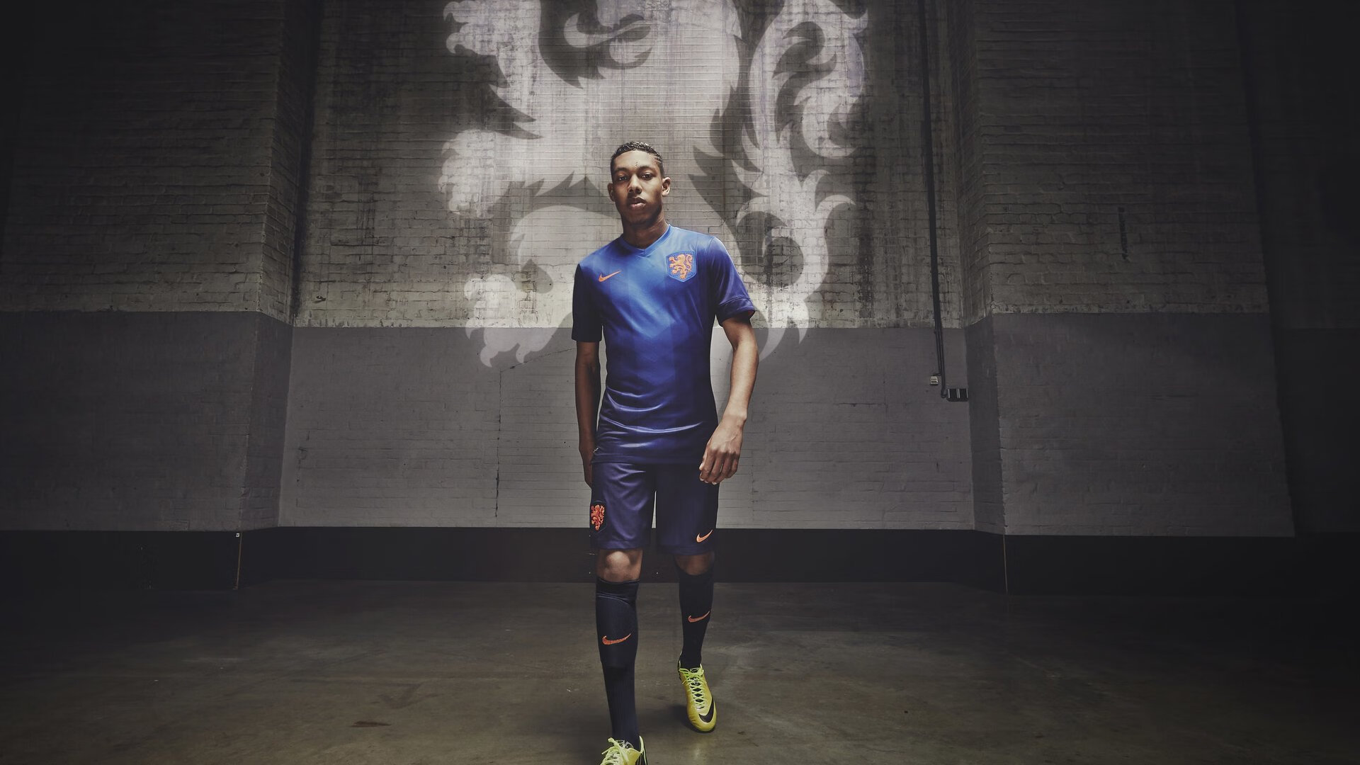 团队配合诠释完美攻防，高效的团队配合